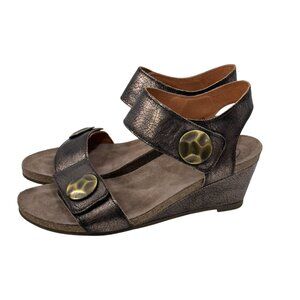 Taos Brown metallic Crackle Leather Adjustable Strap Women Wedge Sandals Size 40